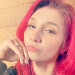 Meet your Posher, Krystal